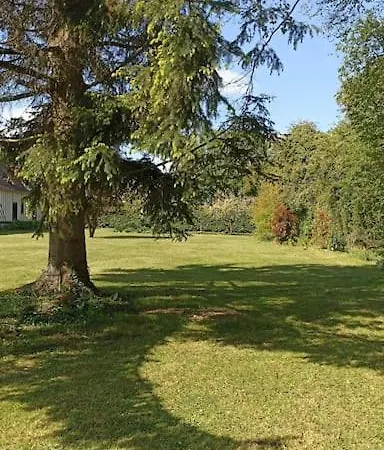Hotel La Petite Maison De *